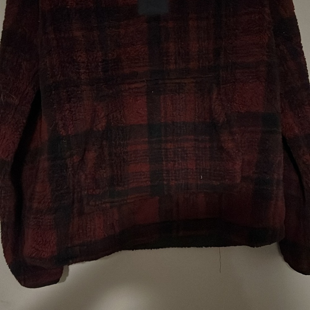 Fleece pullover with 3/4 button - Picture 5 of 5